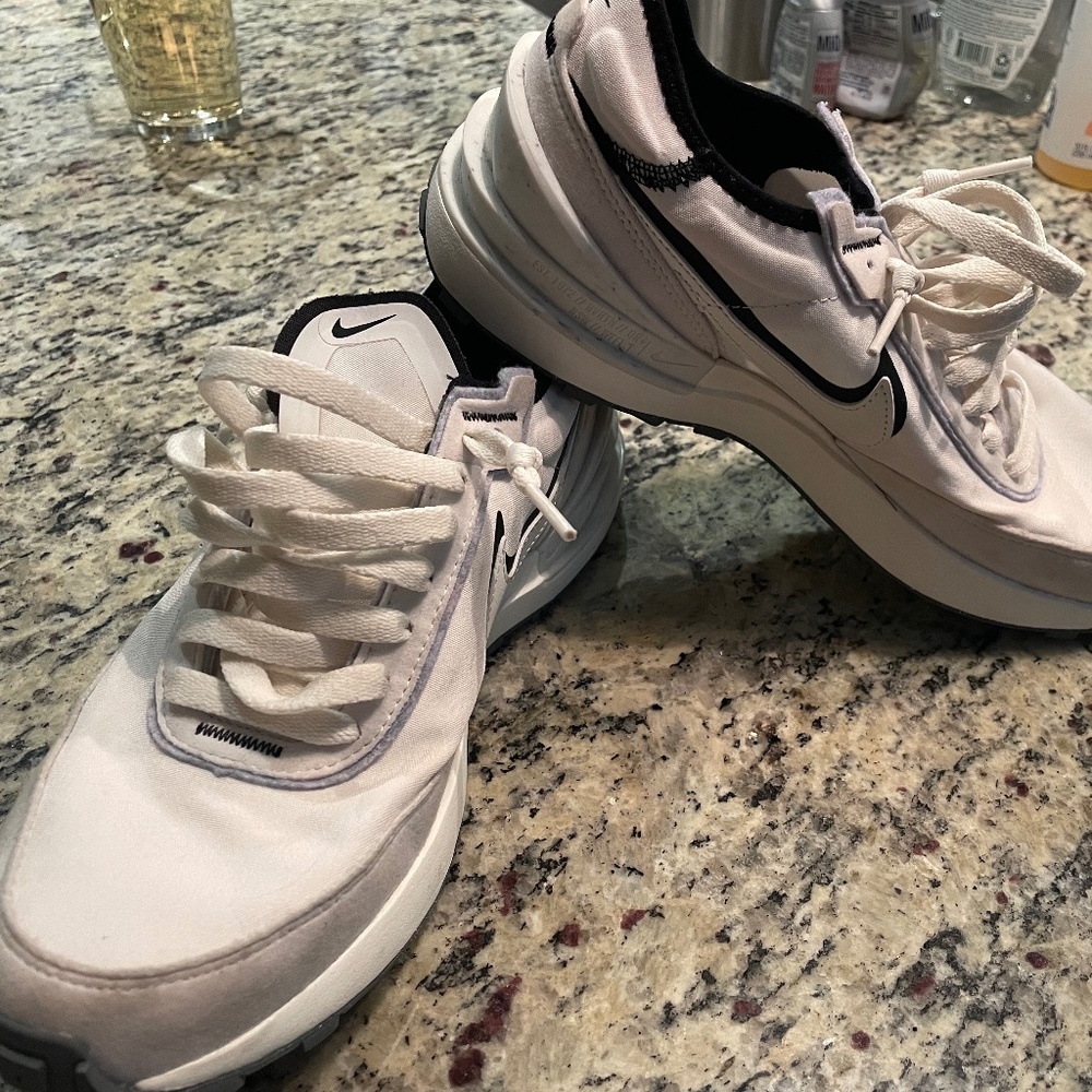 Nike Waffle One AI SE